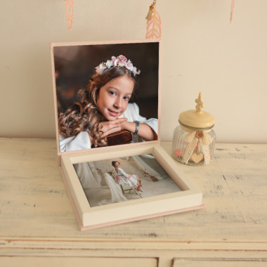  Caja Mini Wendy + 10 copias 15x20 + Pen tarjeta